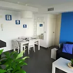 Apartment Club Bloque 1 *